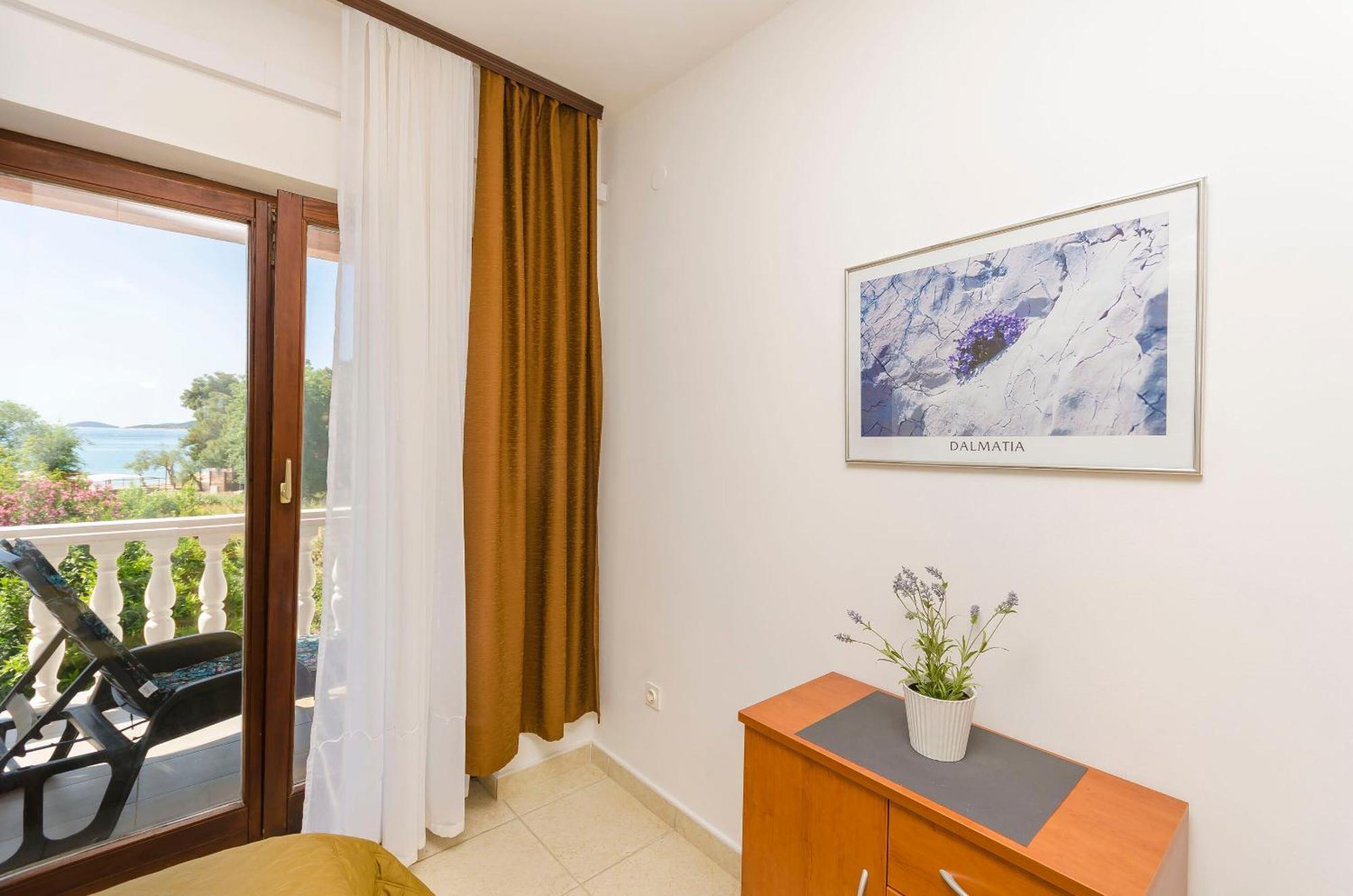 Apartments Daniela Vodice Exterior photo